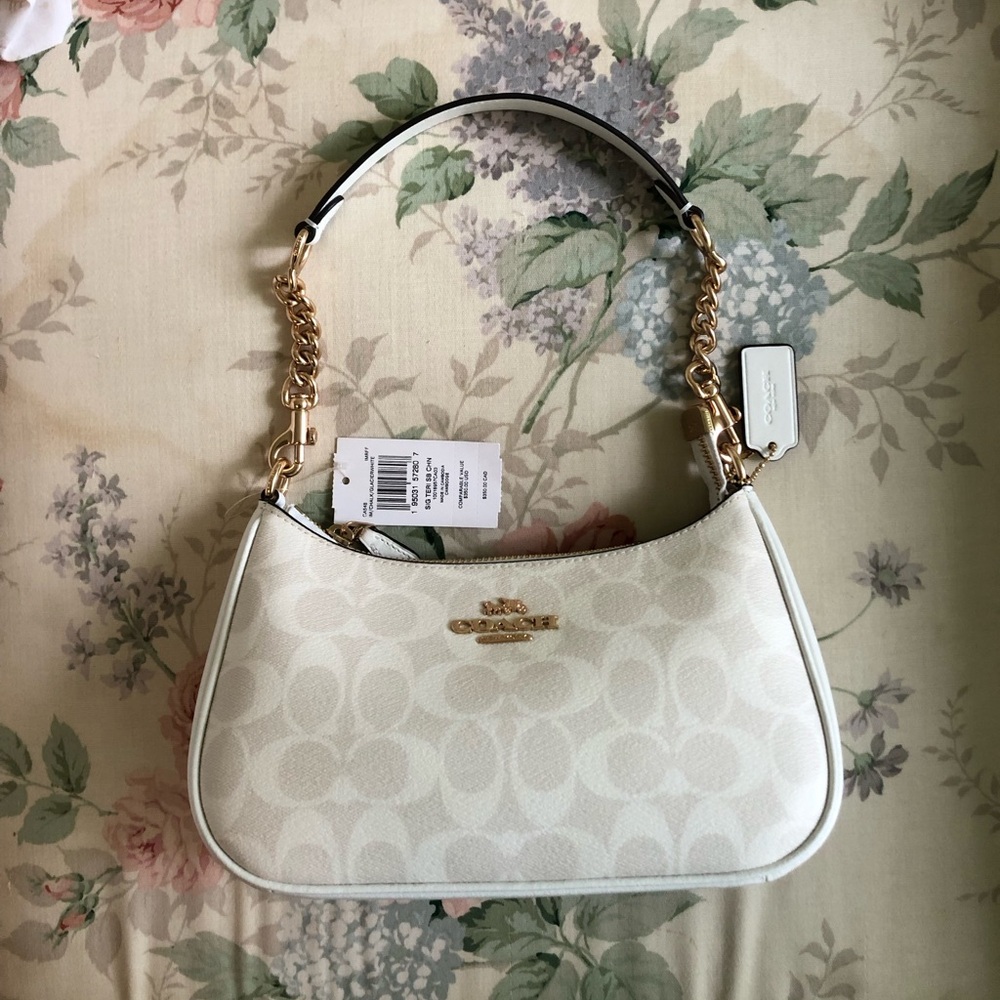 BNWT Coach Teri Shoulder Bag Glacier White